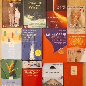 12 BÜCHER, DIE MEINE SICHT AUF DAS LEBEN UND DIE WELT NACHHALTIG VERÄNDERT HABEN